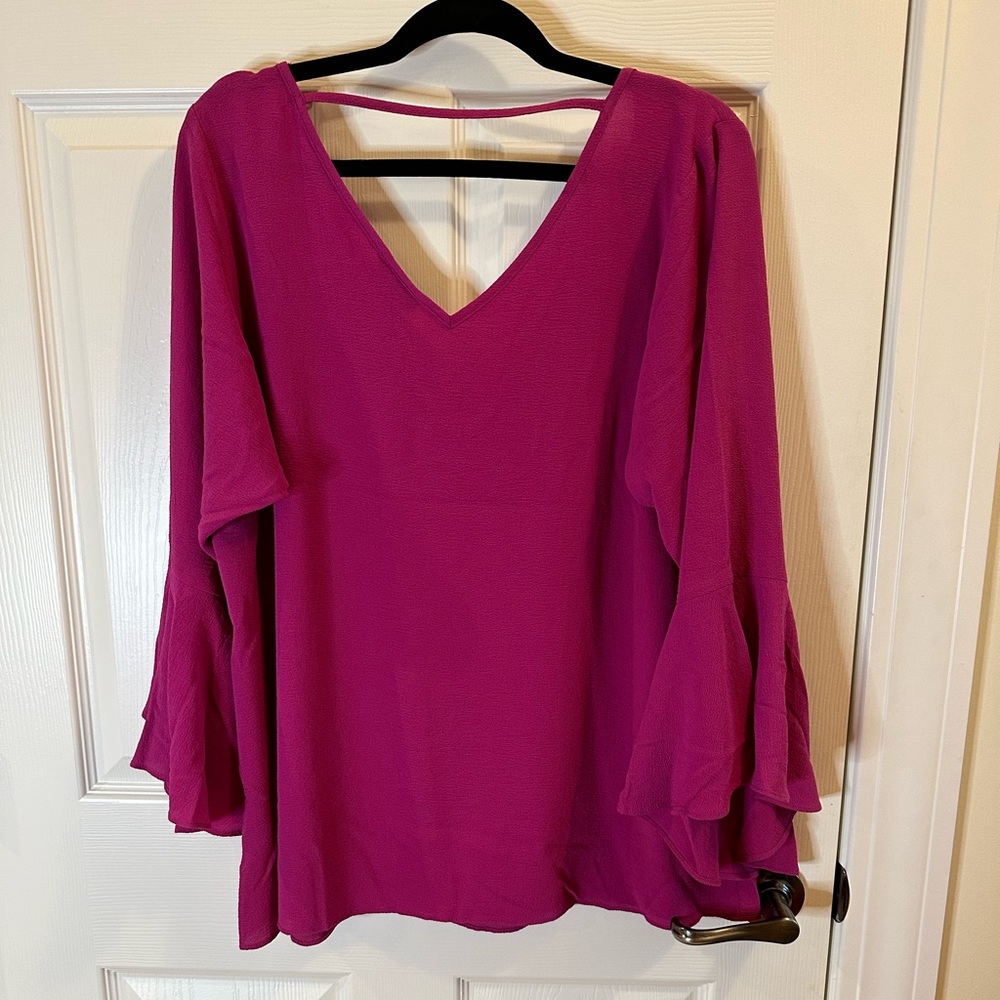 NWT City Chic Blouse with Bell Sleeves Sz18